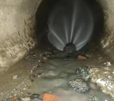 玉泉街道市政管道清淤