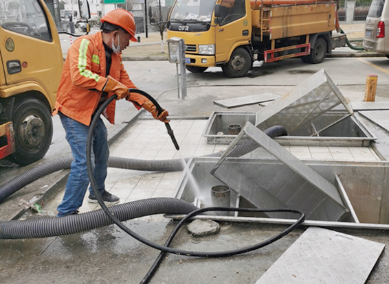 玉泉街道隔油池清理